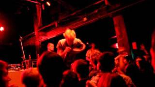 Race The Sun - Solo Tonight