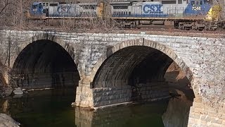preview picture of video 'CSX 9027 & 7346 Over The Catoctin Creek Viaduct'