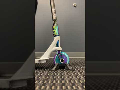 Scooter Stand Tricks