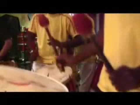 BANGALAFUMENGA Barraco Dourado