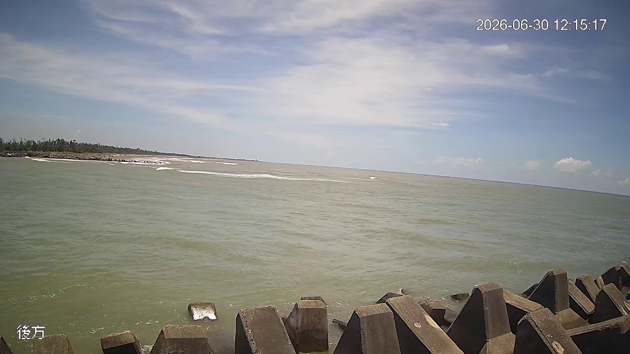 Live webcam view of Rompeolas del Puerto Pesquero de Budai