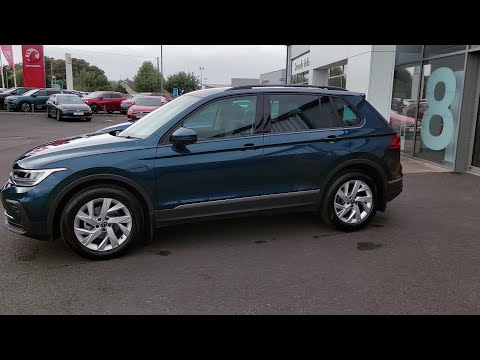 BYZ5153 - Volkswagen Volkswagen Demo Tiguan 2.0 TDI Life 5Dr DSG Estate 329...