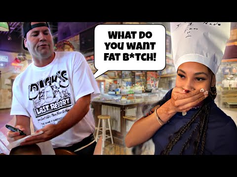 Eating At America’s RUDEST Restaurant - D*k’s Last Resort