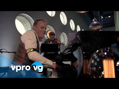 Jef Neve - Crystal Lights (live @TivoliVredenburg Utrecht)