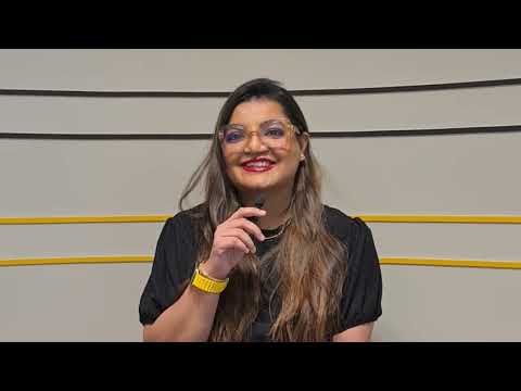 How does someone with a cleft lip wear bright lipstick?