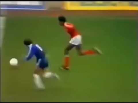 Chelsea 1-0 Nottingham Forest 1977 - Trevor Aylott
