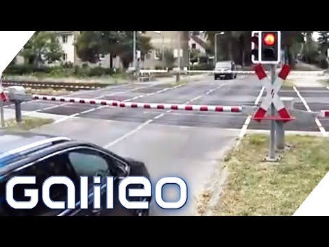 Warum dauert das an Bahnschranken immer so lange? | Galileo | ProSieben