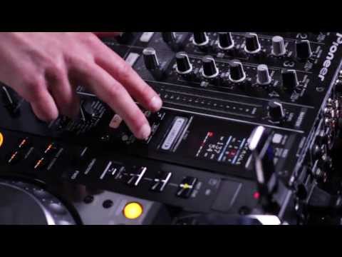 Tip 4: The 'Slip Roll' effect - DJ Expo 2013