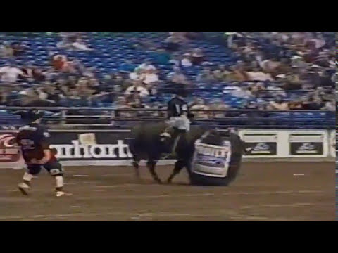 PBR 2004: Brian Herman's bull rolls Flint over in the barrel (85 pts)