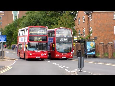 Buses at Watford High Street Station 25/07/2017
