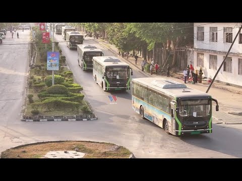 RASMI ZANZIBAR YAPOKEA MABASI 10 YA UMEME KWA AJILI YA KUBEBA ABIRIA