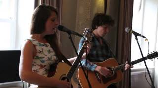 Download lagu Clementine Duo - Summertime mp3 Download lagu Clementine Duo - Summertime mp3