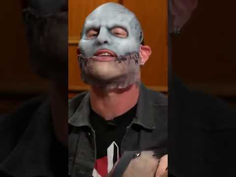 Put Your mask on corey taylor #slipknot  #coreytaylor