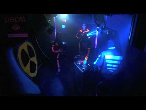 Naemi, Malou, Robin & Christopher in the Pepsi Music Machine @ Decibel - 12:15