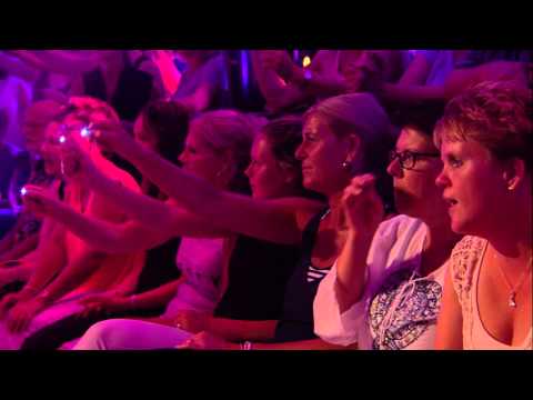 Zij gelooft in mij | Danny de Munk | Holland zingt