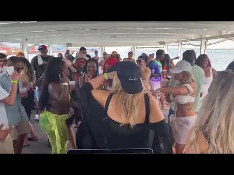 Miami Beach Party Tours Day Cruise Vibin'