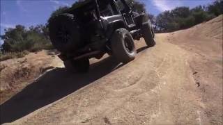 Off-roading Pilot Rock Trail & Miller Canyon (serious rollover / carnage found left behind)