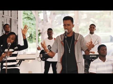 Frantz Junior Moïse - Inonde Moi