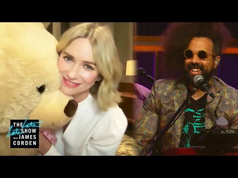娜奧米-沃茨和雷吉-沃茨家庭團聚的故事。 (The Naomi Watts & Reggie Watts Family Reunion)