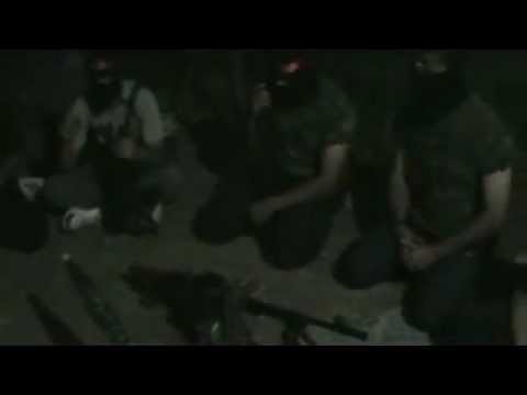 جلسة إنشادية لعناصر كتيبة جنود الحق أثناء المرابطة على إحدى الجبهات في مدينة البوكمال