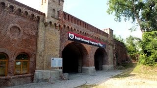 preview picture of video 'Twierdza Kostrzyn - ruiny starego miasta - Kostrzyn nad Odrą'