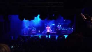 Kids In Glass Houses - Stormchasers