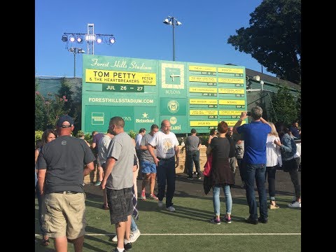 Tom Petty & The Heartbreakers - American Girl - Forest Hills, Queens - 7.26.17