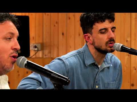 Grazie Mille (Cover) - Maggio e I Suoi Ragazzi - Acoustic Version