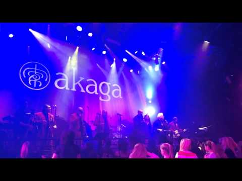 Matti Rockell & AKAGA - Rock this town LIVE @ Viking Grace (feat. Tatu Jokila)