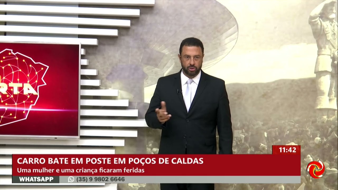 Carro bate em poste: mulher e criança feridas em Poços de Caldas