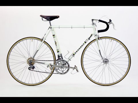 004 PEUGEOT PX10 LE from 1975 (made in France)