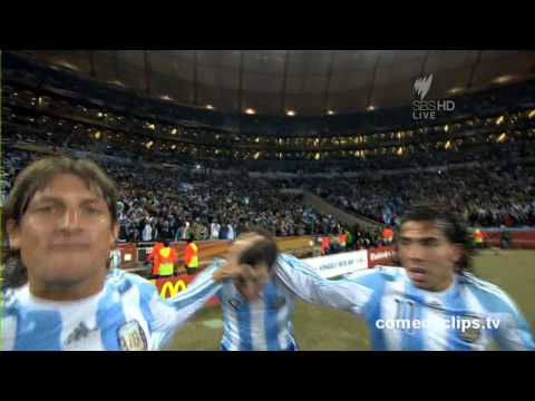 Gabriel Heinze Bangs the Camera