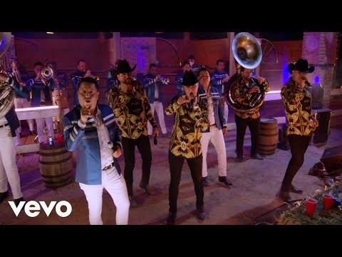 Banda Rancho Viejo, Banda Culiacancito - Amor De 4 Paredes (En Vivo)