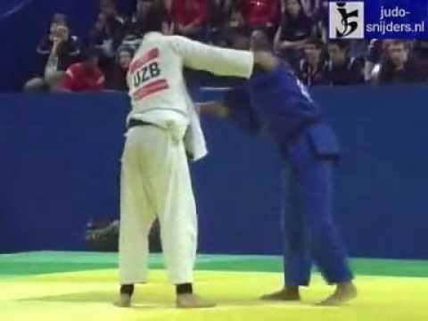 Judo 2009 Paris: Robinson (USA) - Kuchkarov (UZB) [+100kg].