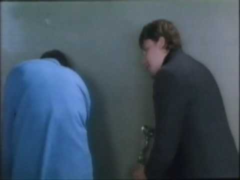 Tutti giù per terra - In realtà siamo solo degli schiavi!