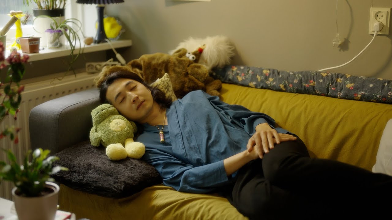 Dream Weaver 555 – trailer | IFFR 2025