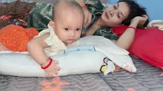 The child is playing​ The child is not breastfeeding.​#breastfeedingbaby #subscribe