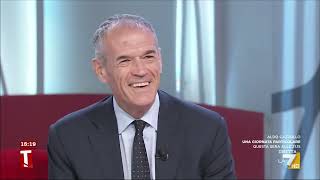 Elezioni, Carlo Cottarelli galantuomo con Daniela Santanchè: Vorrei inviarle dei fiori ma non ...