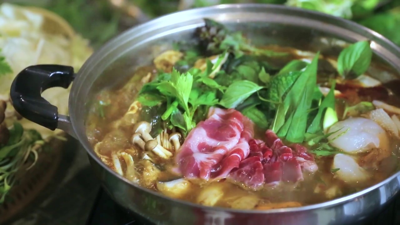 Jaewhorn Thai Herb Soup 