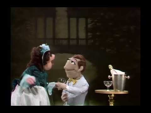 The Muppet Show - 110: Harvey Korman - Wayne and Wanda: “I Get a Kick Out of You” (1976)
