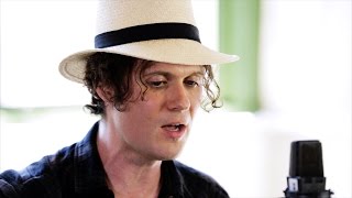 The Fratellis play an acoustic &quot;Imposters&quot; live for Baeble