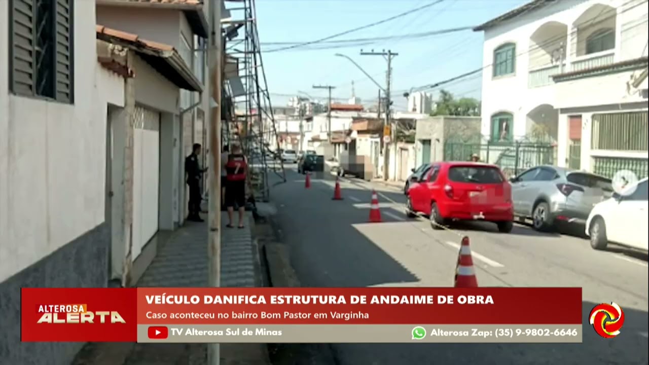 Veículo danifica andaime e foge em Varginha