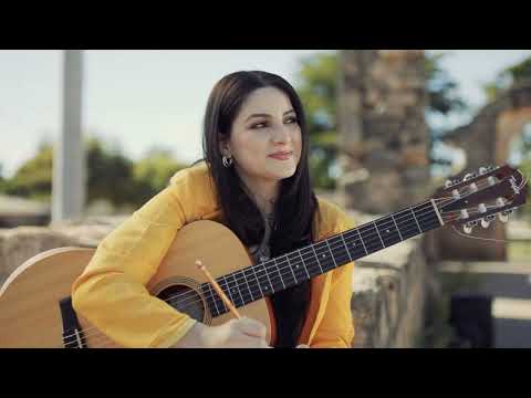 Karen Báez - No Te Vayas Nunca (Video Oficial)