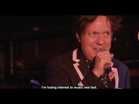 Comedian Dave Hill on Guitar Center