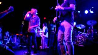 Guided By Voices - Buzzards and Dreadful Crows (live in Boston) HD
