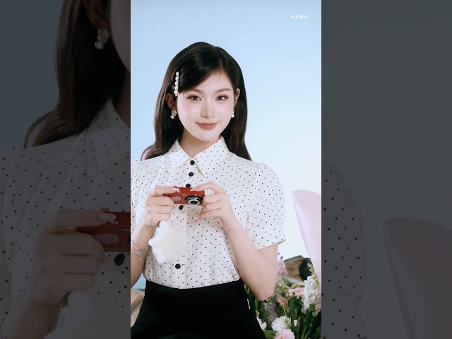 PH2S104 - Áo đũi chấm bi đen