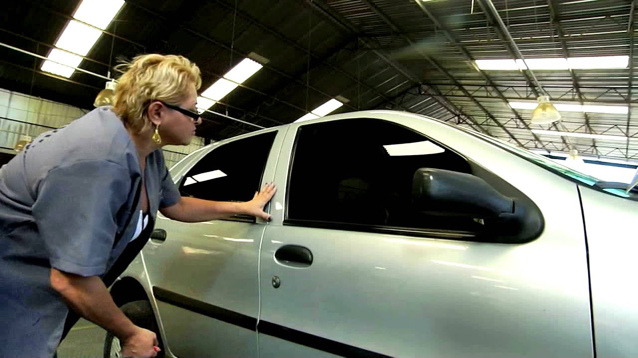 Entenda as regras para insulfilm em vidros de veículos