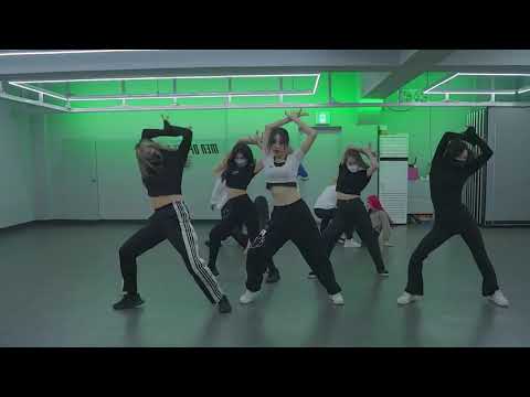 PIXY - 'INTRO + WINGS' DANCE PRACTICE MIRRORED