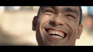 Movido a futebol - Trailer