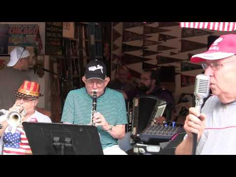 Chet Kowalkowski's Annual Summer Bonfire (2016) - White Table Polka